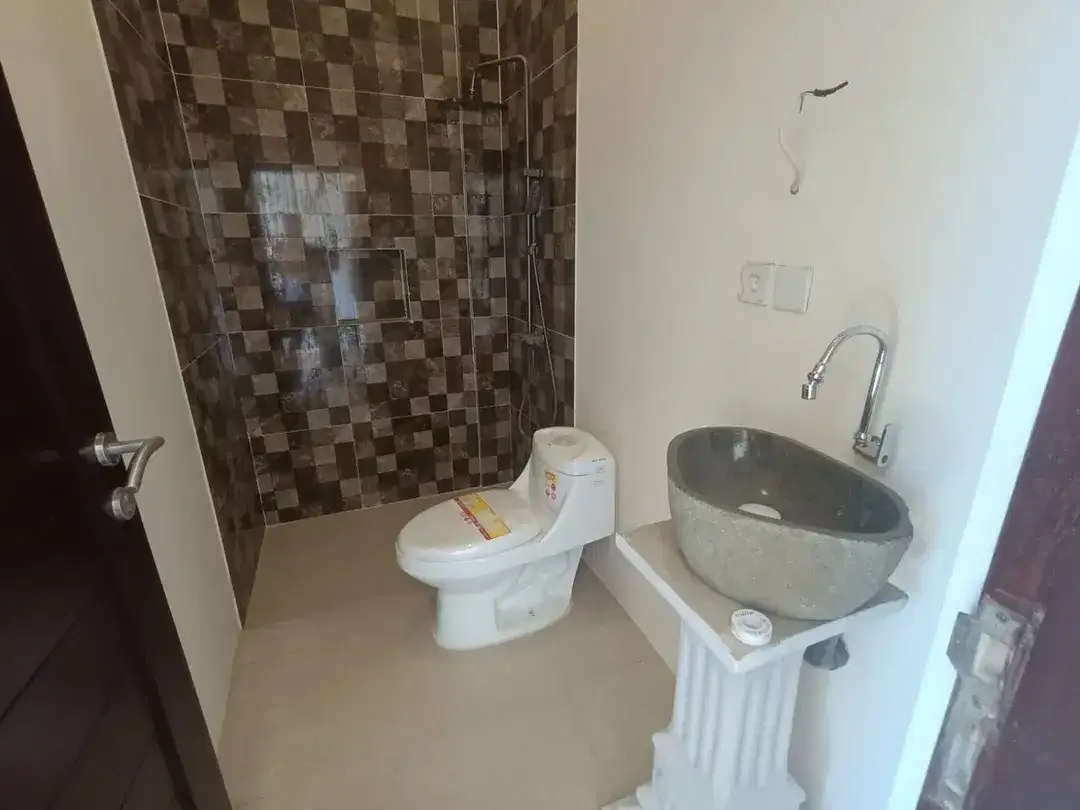 For Rent 3 Bedroom at Canggu - Image 4 of 8