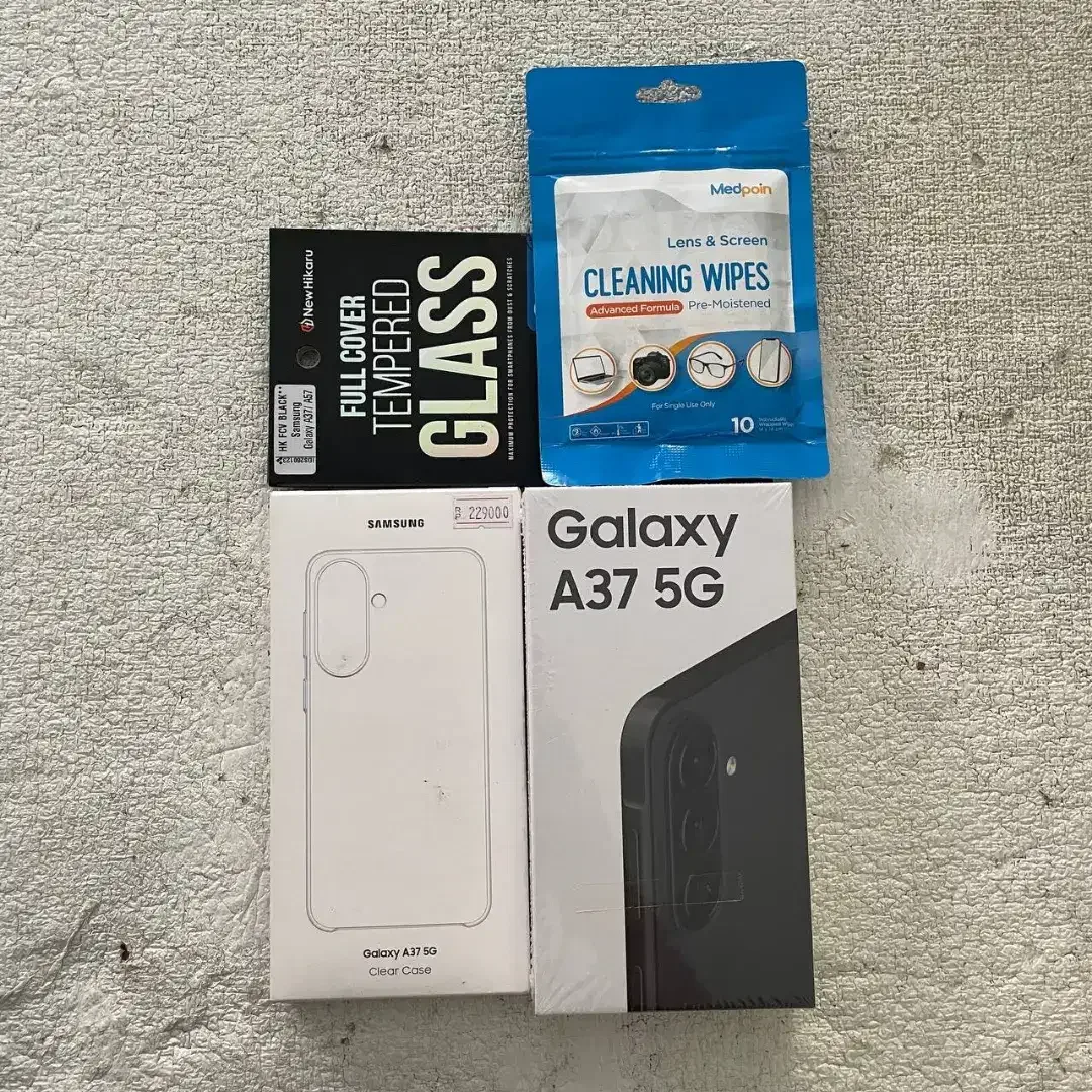 Samsung Galaxy A37 5G Warna Awesome Charcoal 8/256GB - Image 1 of 6