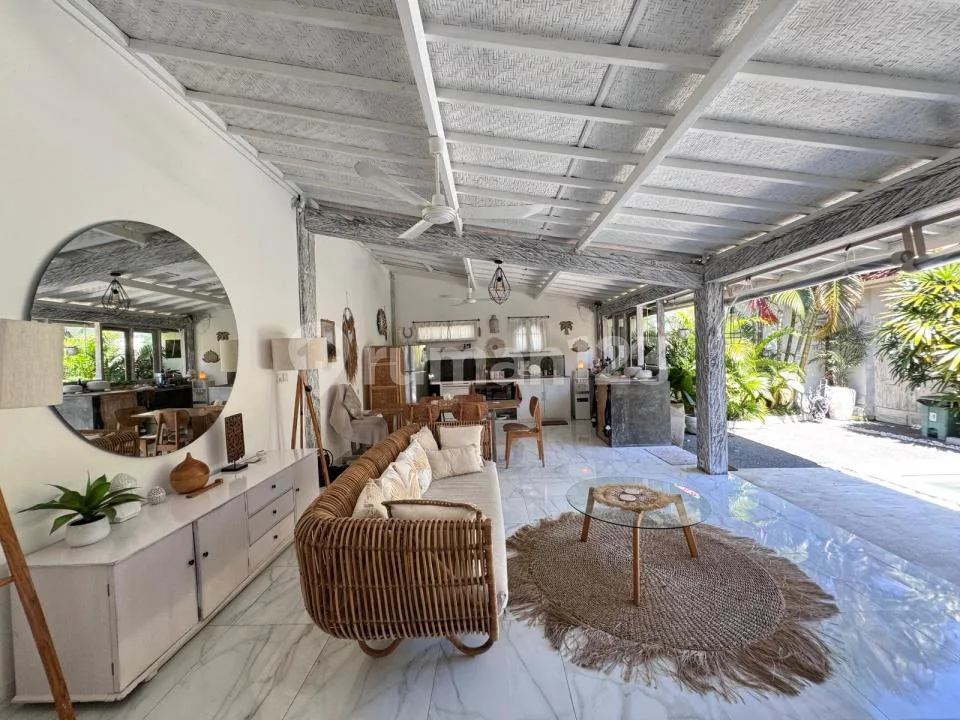 Villa Murah Fully Furnished di Seminyak Bali - Image 3 of 4
