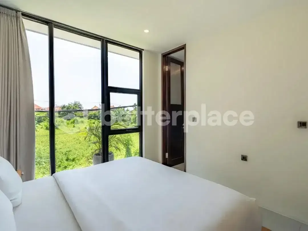 Modern 4 Bedroom Villa in Batu Bolong, Canggu – Prime Location 7 Minutes to the Beach - Image 10 of 10