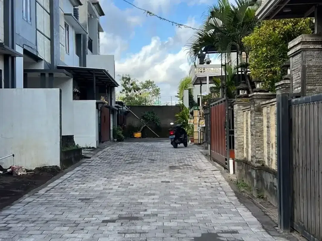 RUMAH BARU CARGO DENPASAR UTARA EMPAT KAMAR MEWAH - Image 2 of 10