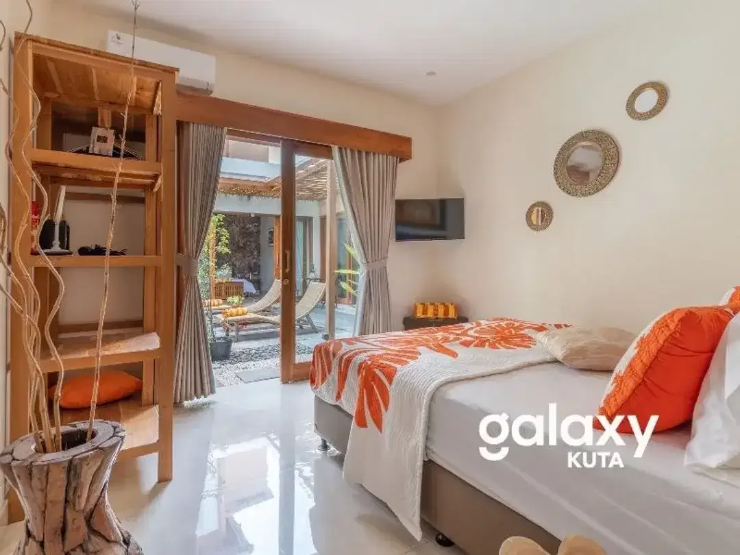 VILLA FULLY FURNISHED FOR LEASEHOLD DI SEMINYAK BADUNG - Image 8 of 10
