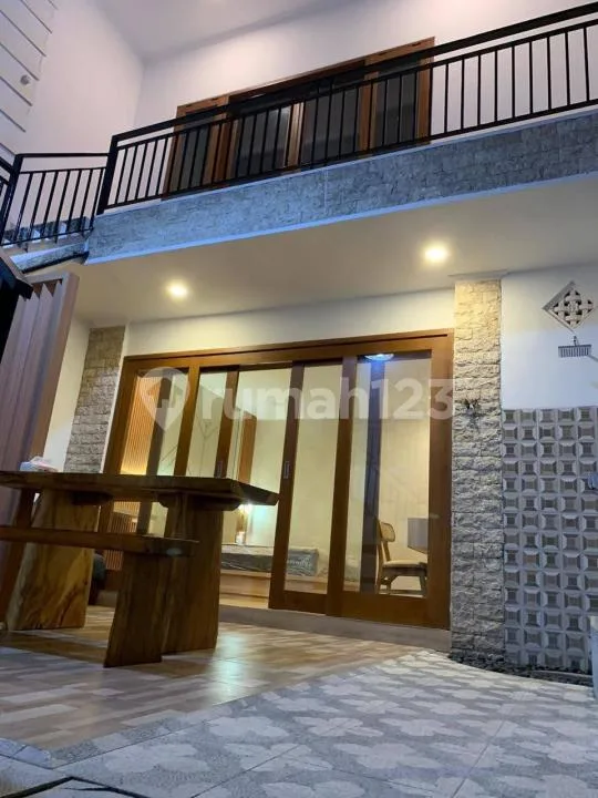 Villa Strategis Dekat Pantai Furnished With Pool, Seminyak Badung - Image 2 of 4