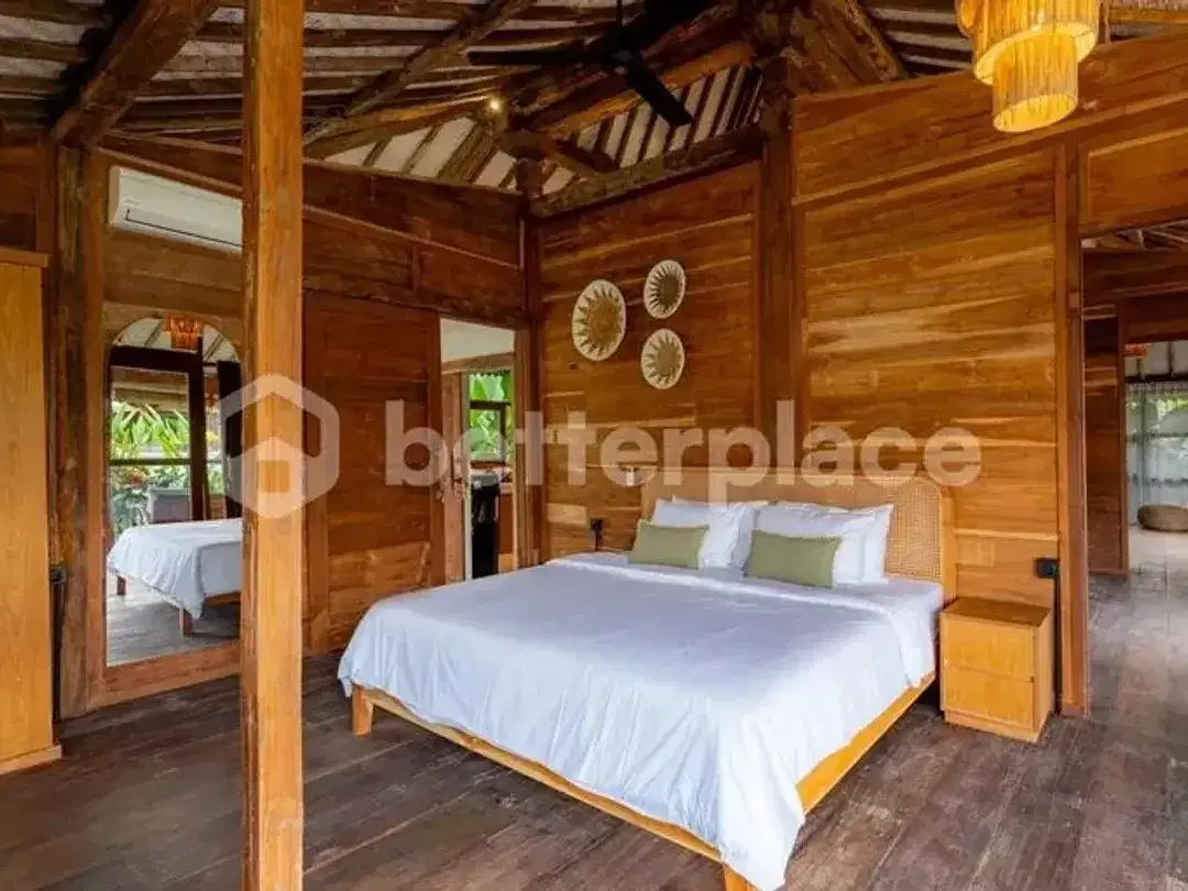 Two Terraces, One Pool, Endless Green — Authentic Joglo 2-Bed Villa Moments from Ubud's Cafés and Yoga Studios - Image 8 of 10