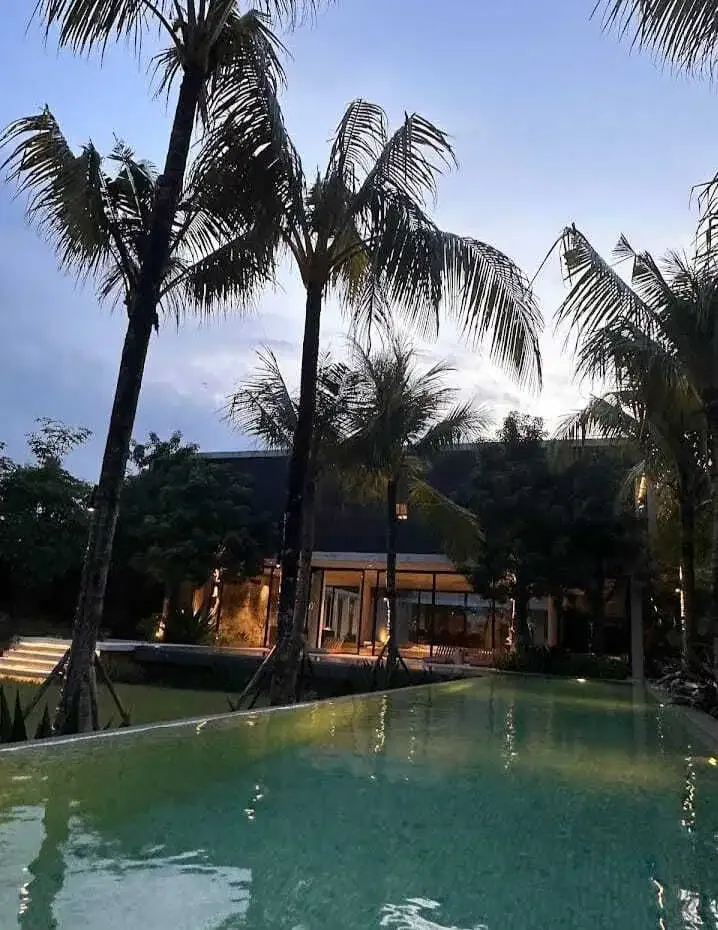 BRAND NEW LUXURY VILLA 6 BEDROOM IN CANGGU WITH RICEFIELD & RIVER VIEW - Image 7 of 10