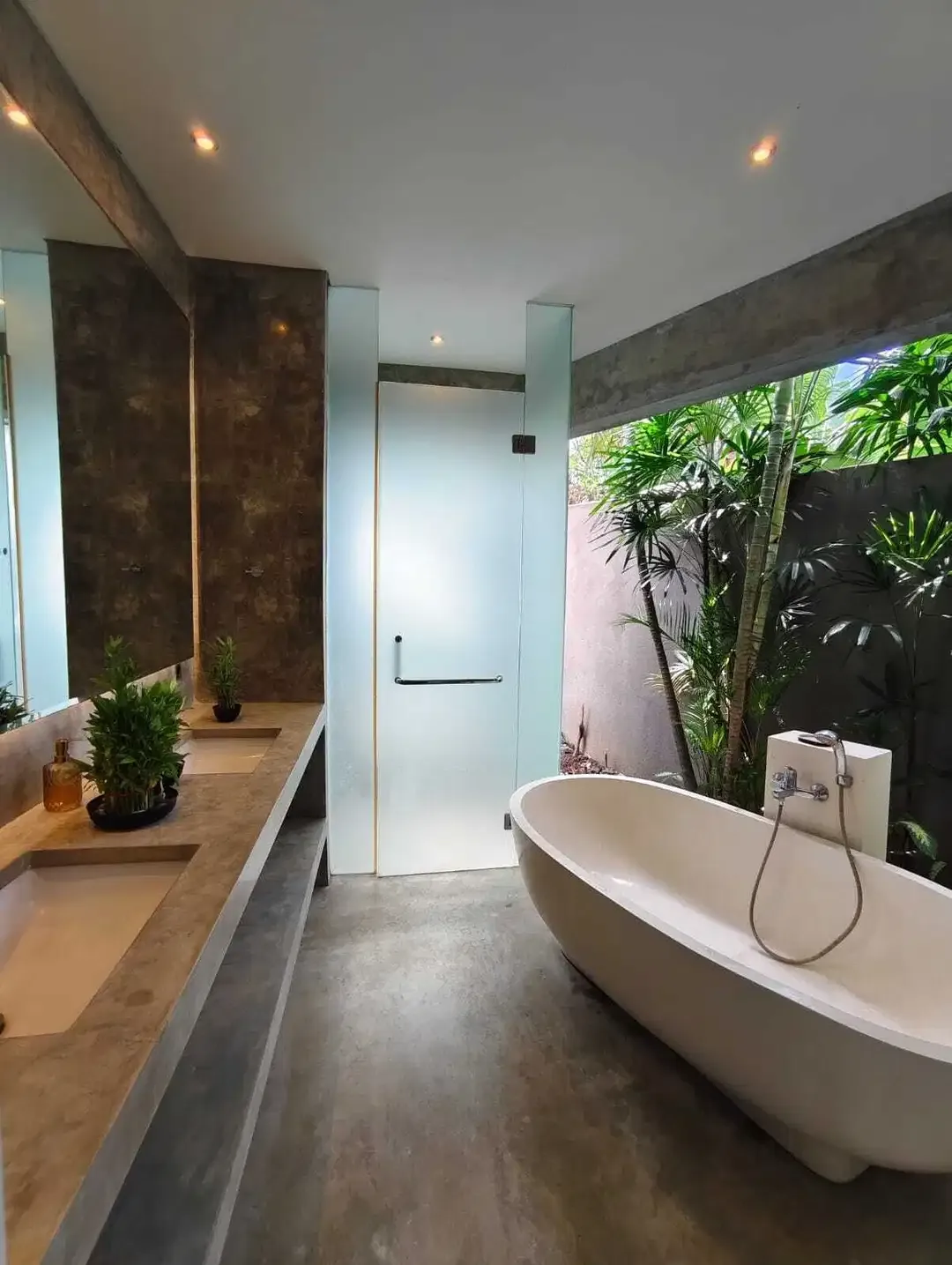 villa di Umalas Canggu, siap huni,kompleks villa,strategis area - Image 9 of 10