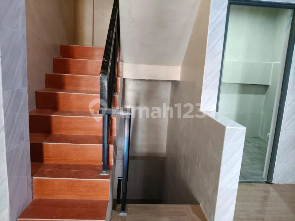Rumah Kantor Hadap Timur 4 Lantai Diponegoro Denpasar Barat - Image 3 of 4
