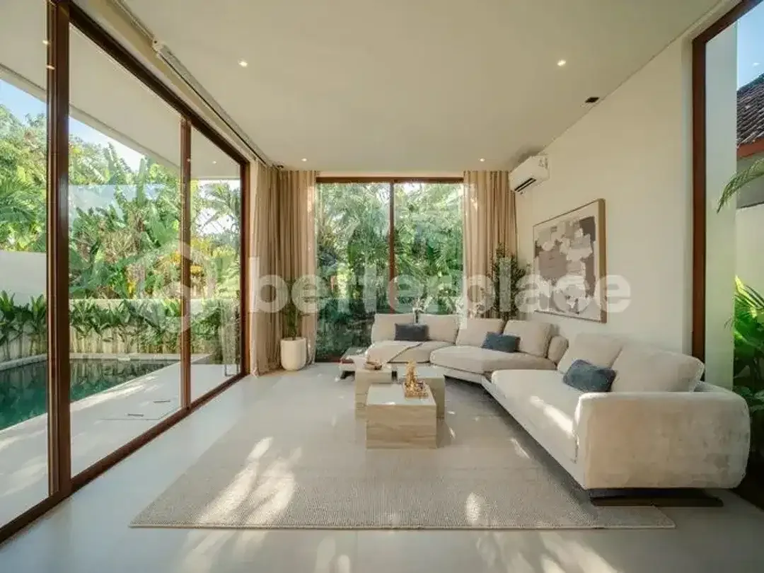 Modern 2 Bedroom Villa in Cemagi, A Prime Investment Opportunity - Image 2 of 10