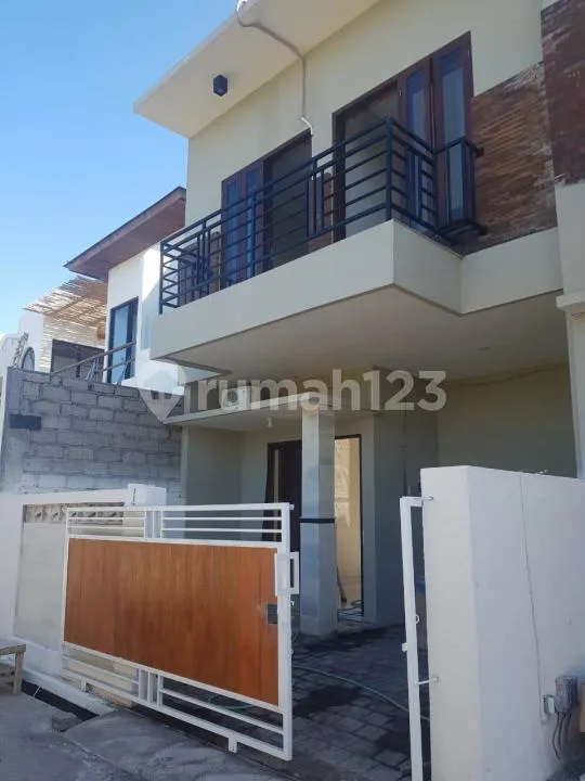 Rumah di Padang Galak Sanur Denpasar Timur | Hanya 5 Menit ke Pantai - Image 1 of 4