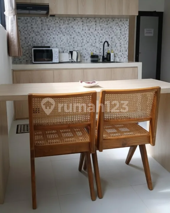 Modern & Spacious 1Br Apartment With Rice Field View In Munggu Sesehh - Image 4 of 4