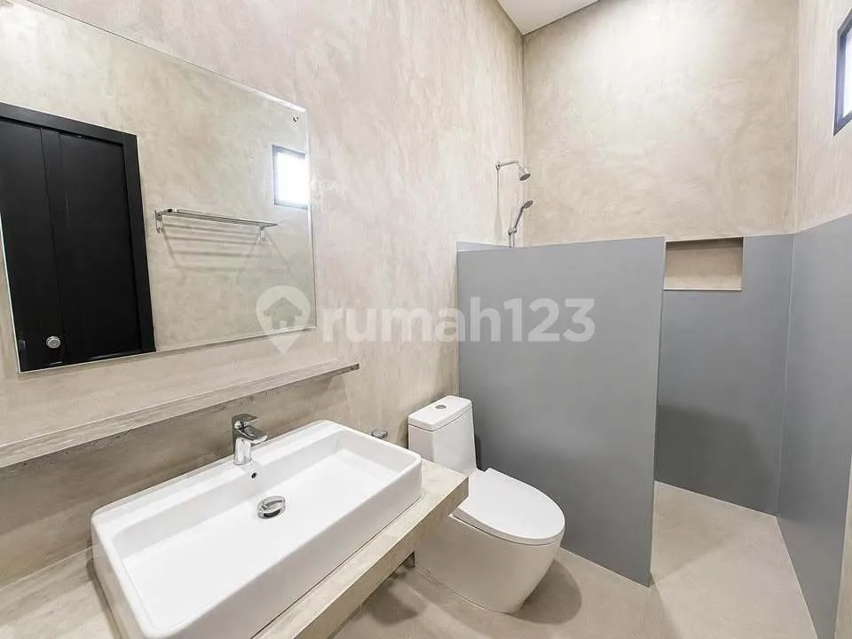 Brand New Luxury 3Br Villa With Rice Field View In Sanur (95V) - Image 3 of 4