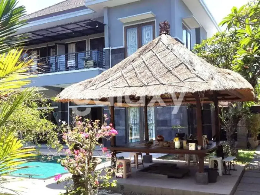 RUMAH SEMI VILLA 2 LANTAI DI GURITA SESETAN DENPASAR, BALI - Image 5 of 10