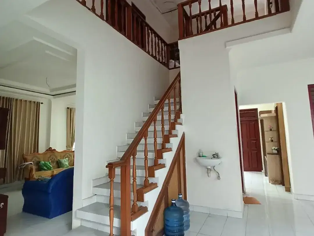 Di Jual Rumah Lantai 2 - Lokasi Kertaraharja, Sidakarya - Image 4 of 8