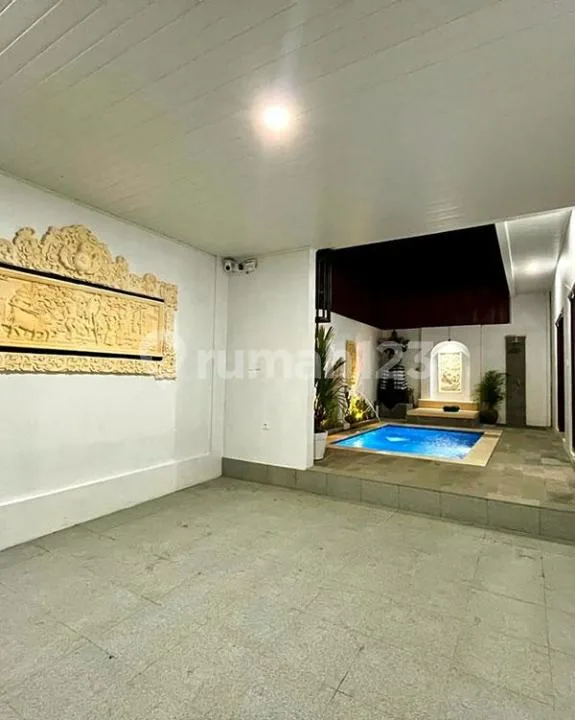 [Amr-230.Srt] Annual Rental Brand New Villa In Kemenuh - Private Pool & Rooftop Bale Bengong - Image 4 of 4