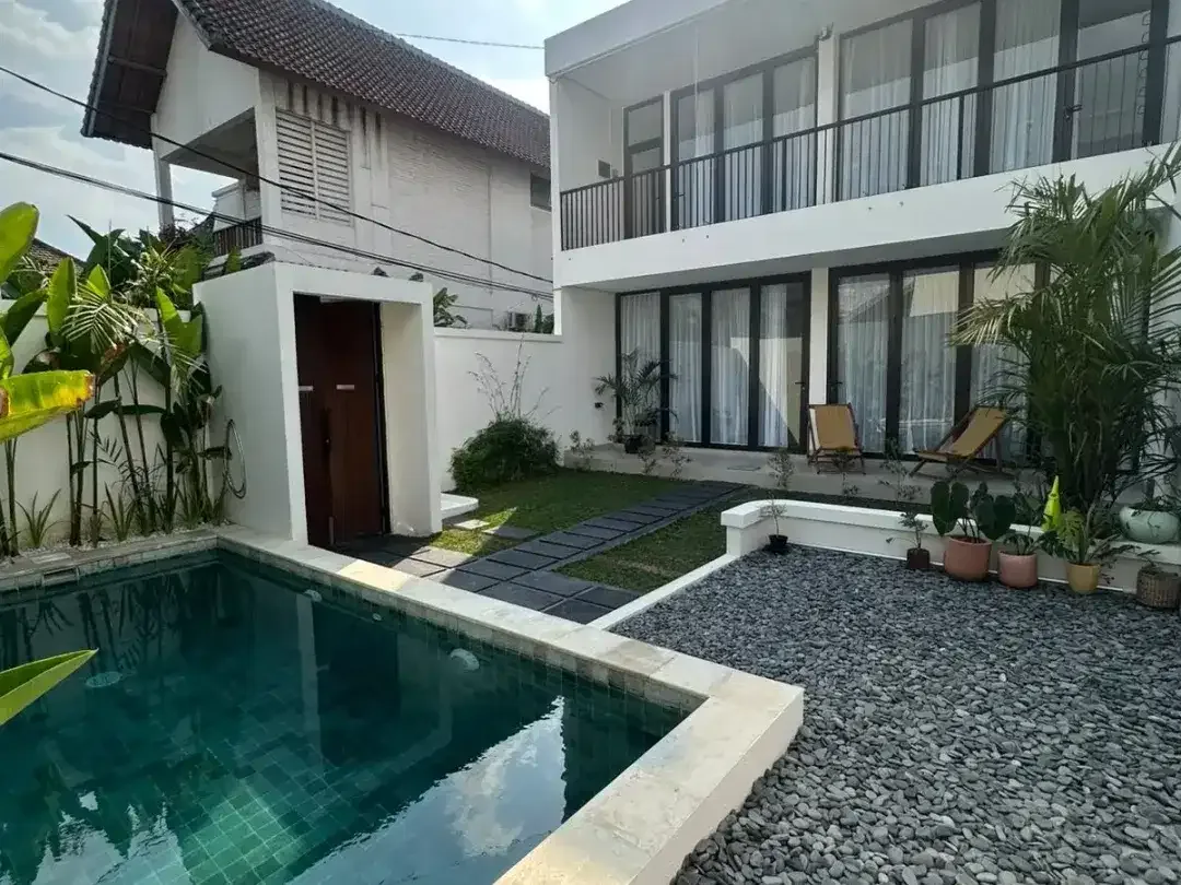 2 Bedroom Villa for sale in Berawa, Bali - Image 1 of 10
