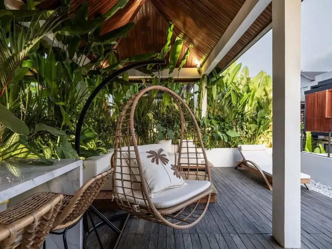 Vila premium hanya 350 m dari pantai di pusat “Golden Mile”! - Image 3 of 10