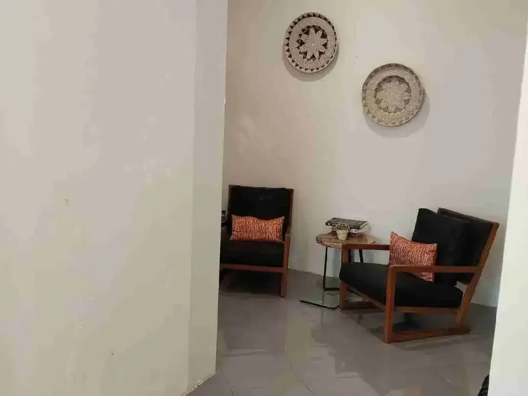 Rumah 2Lantai Siap Huni Hadap Timur Di Lokasi Strategis Di Jimbaran Bali - Image 7 of 10