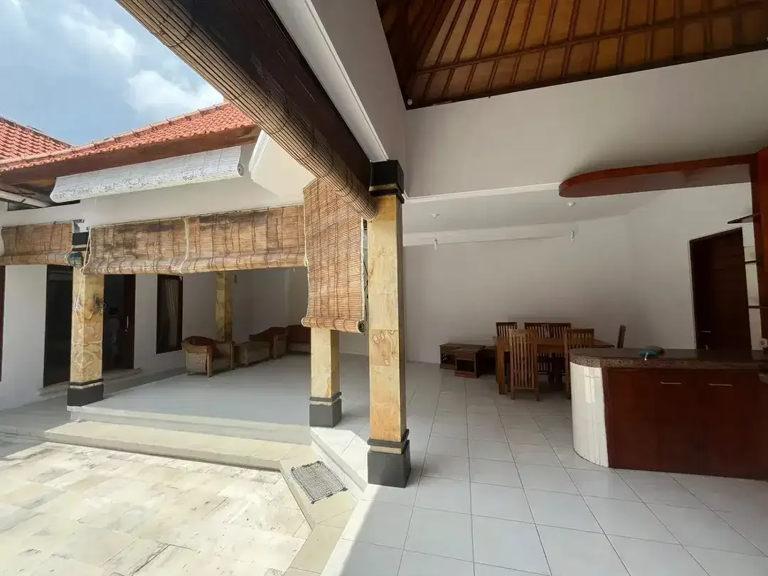 Semi-Furnished 2-Bedroom Villa For Rent In Umalas - Image 4 of 10
