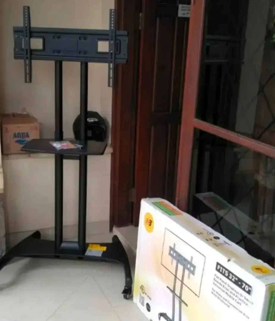 Bracket tv plus instalasi - Image 2 of 10