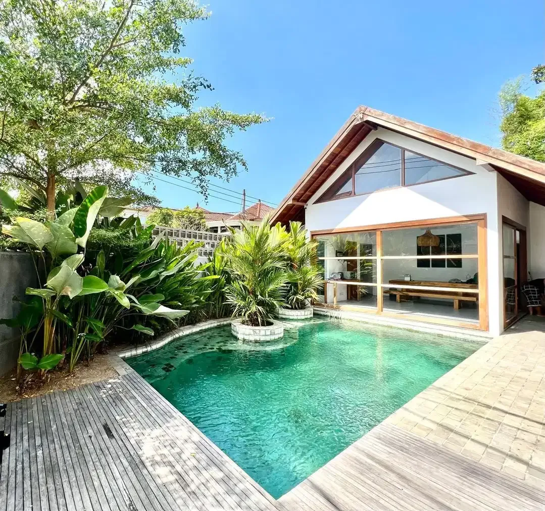 FOR SALE VILLA ONE GATE Sistem IN KEROBOKAN - Image 3 of 10