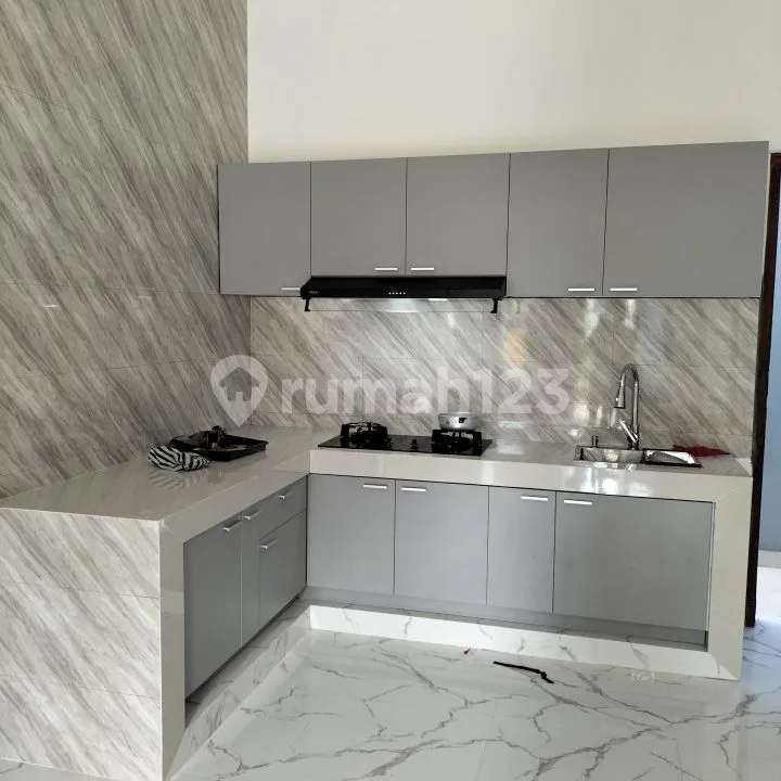 Rumah Baru Dikontrakan di Sidakarya - Image 3 of 4
