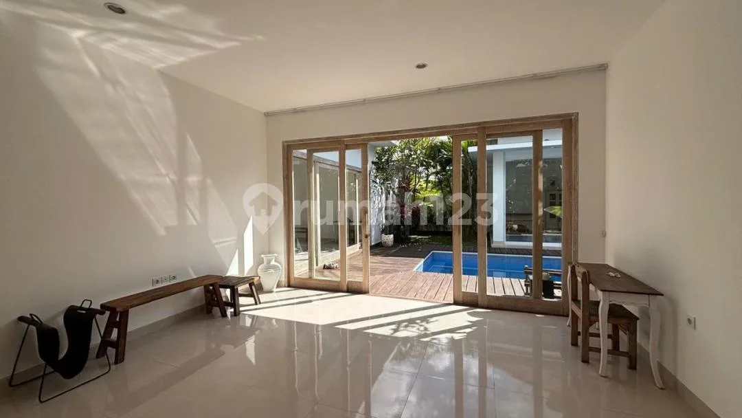 2Bedroom Tropical Villa In The Middle Of Rice Fields, Umalas Area - Image 4 of 4