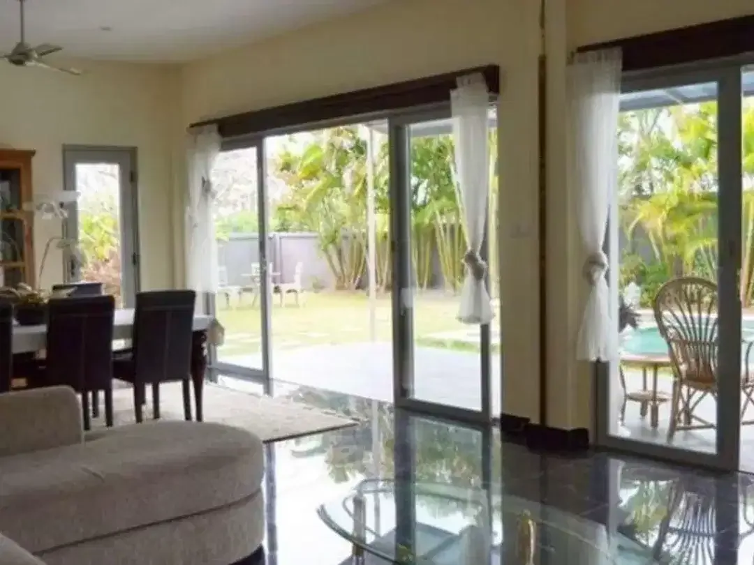VILLA MODERN MINIMALIS 2 LANTAI DI UNGASAN BADUNG, BALI - Image 2 of 6