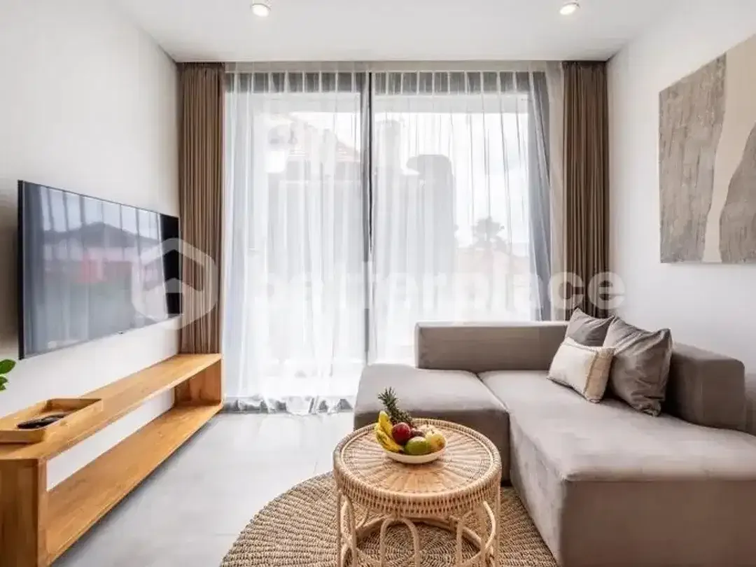 Modern 2-Bedroom Apartment in the Heart of Batu Bolong, Canggu - Image 5 of 10