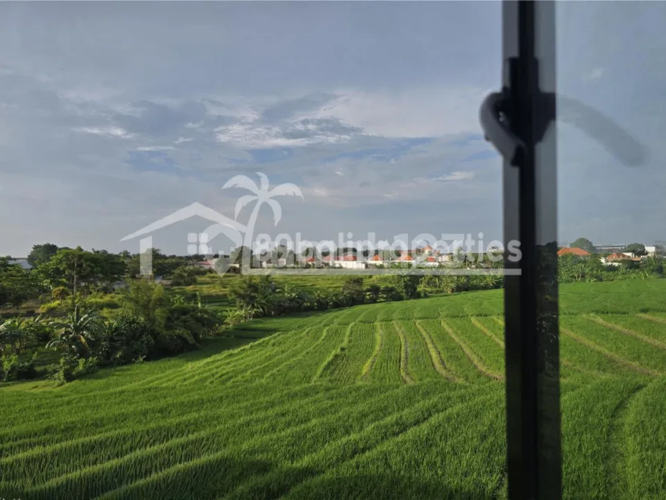 3 Bedr Villa With Rice Field View In Berawa Canggu - Bali - Image 3 of 4