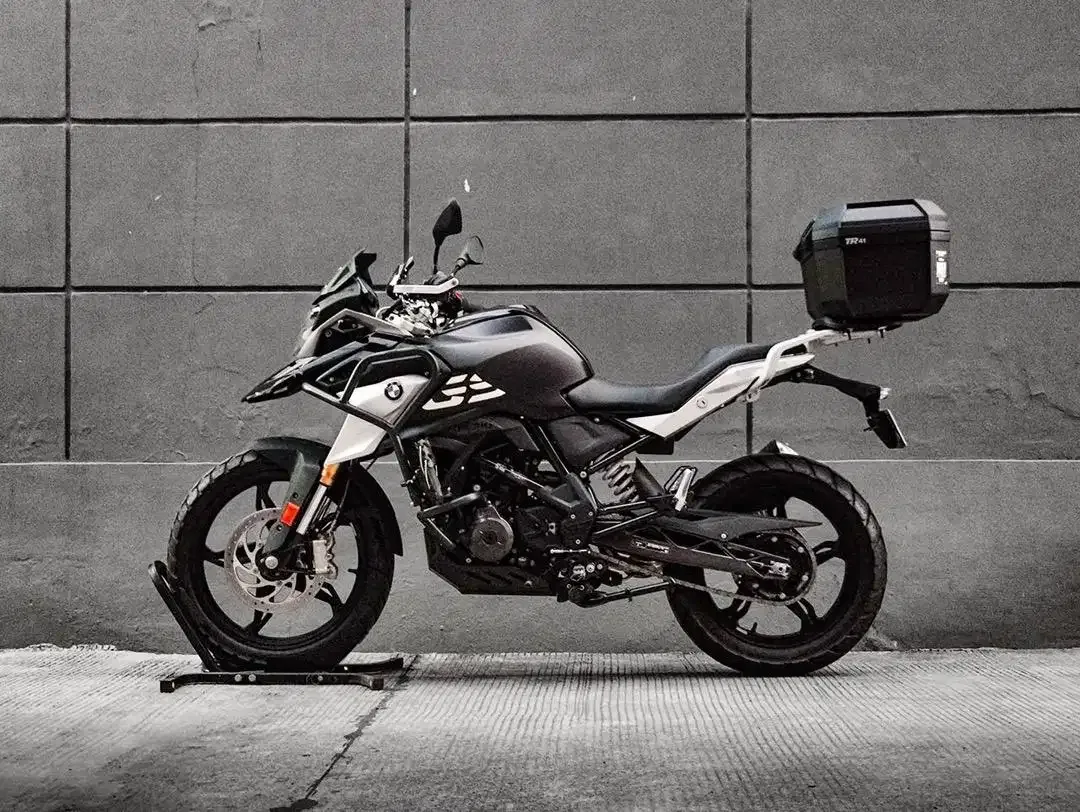 BMW G 310 GS tahun 2025 Very Low Odo Mulus TT FP Black FULL PAPER - Image 7 of 10
