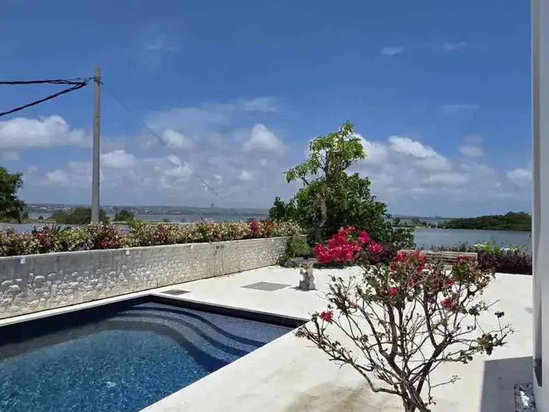 villa front beach tanjung benoa - Image 2 of 10