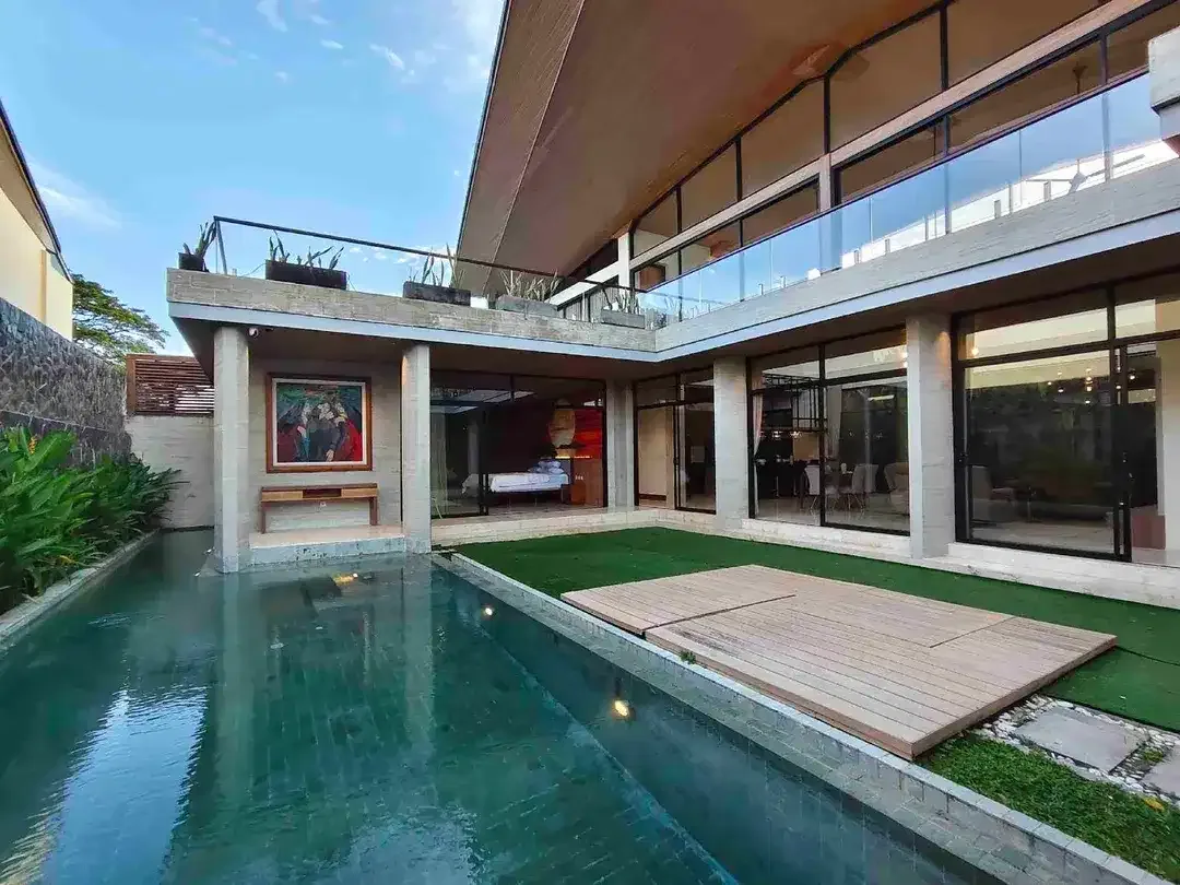 Luxury Ocean View Villa di Sanur - Image 8 of 10