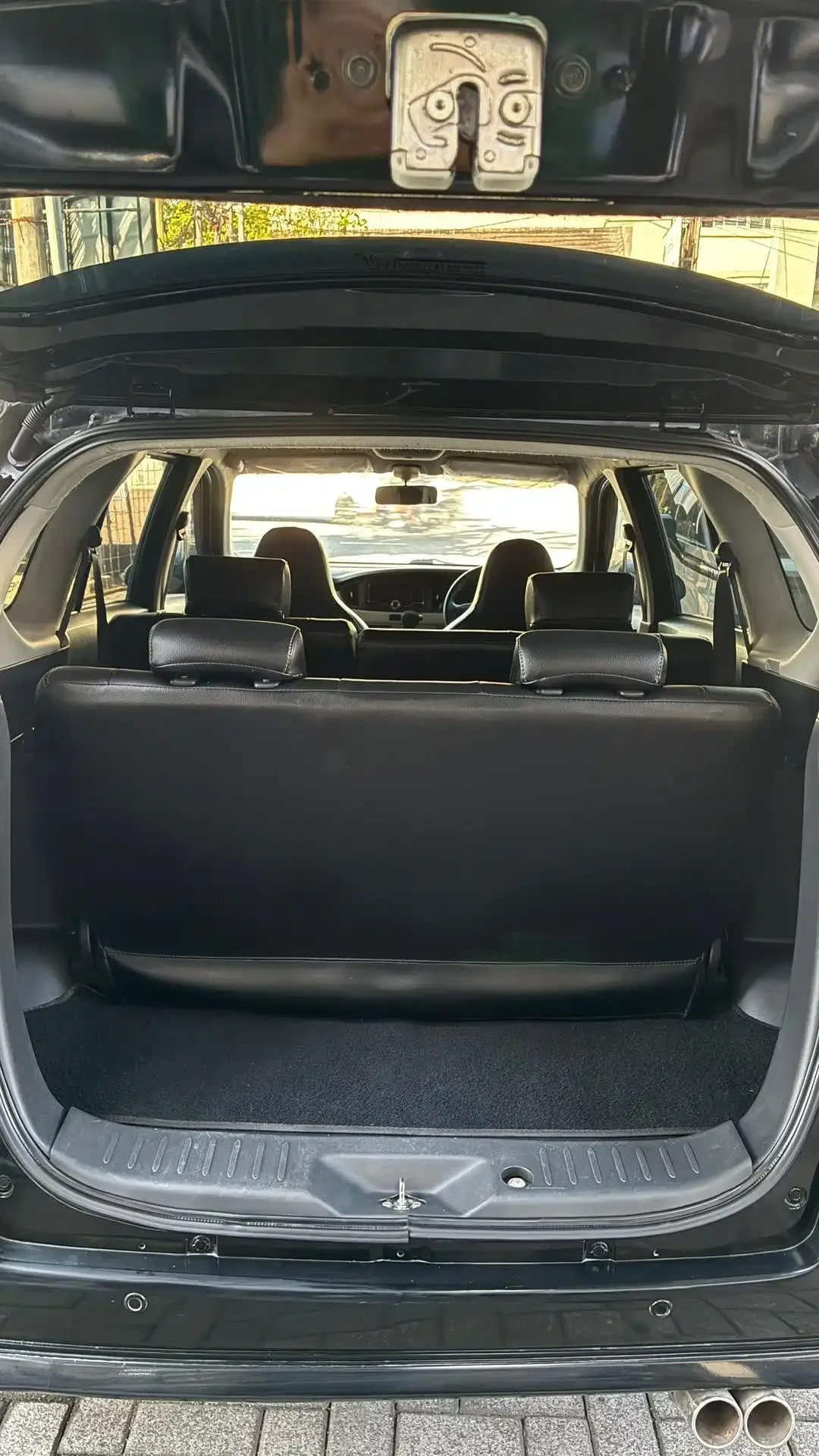 Daihatsu Sigra R 2018 Bensin - Image 9 of 10