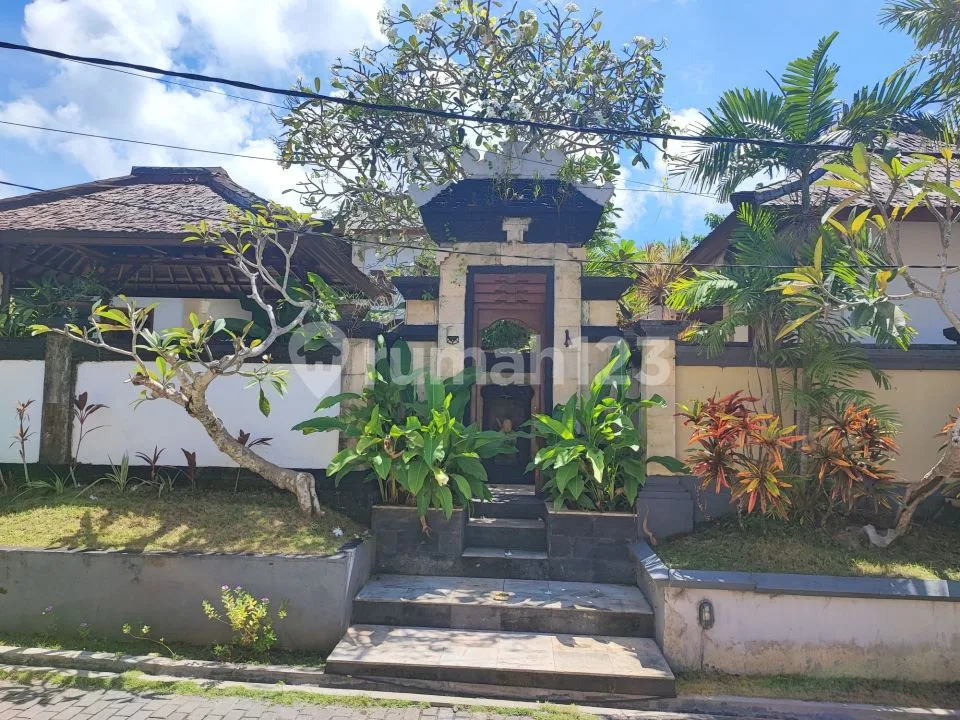 Di Jual Villa Murah hanya 4 menit ke Pantai Melasti, Ungasan - Image 1 of 4
