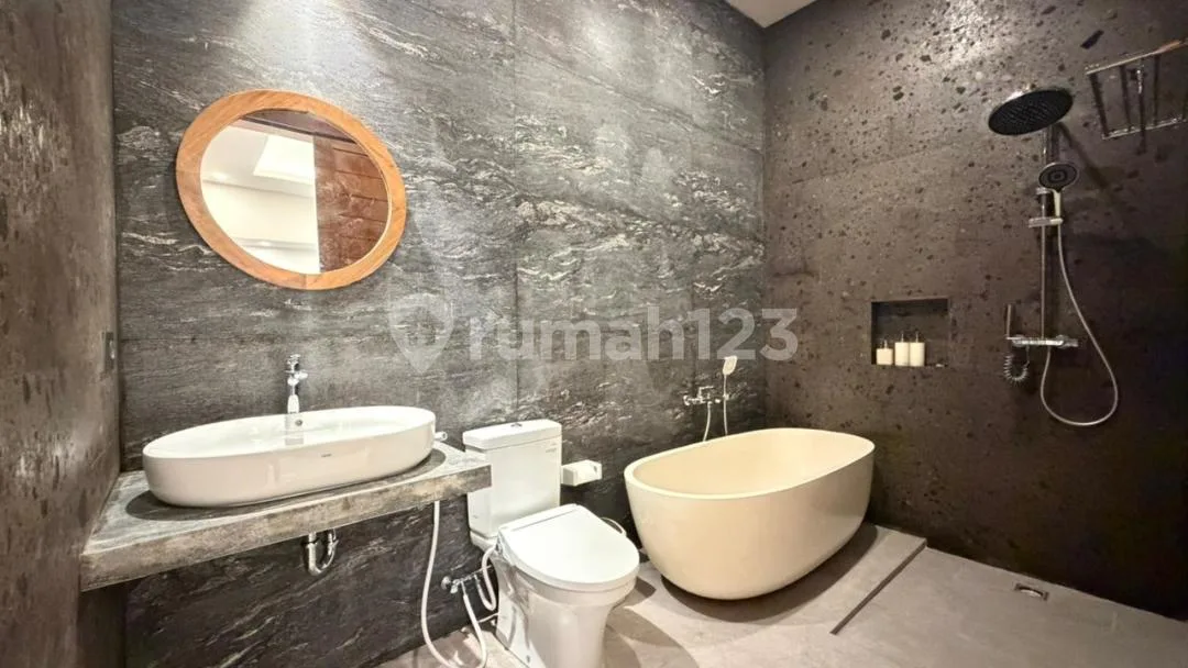 Newly Build Minimalis Modern Villa Kemenuh - Ubud Full Furnished - Image 4 of 4