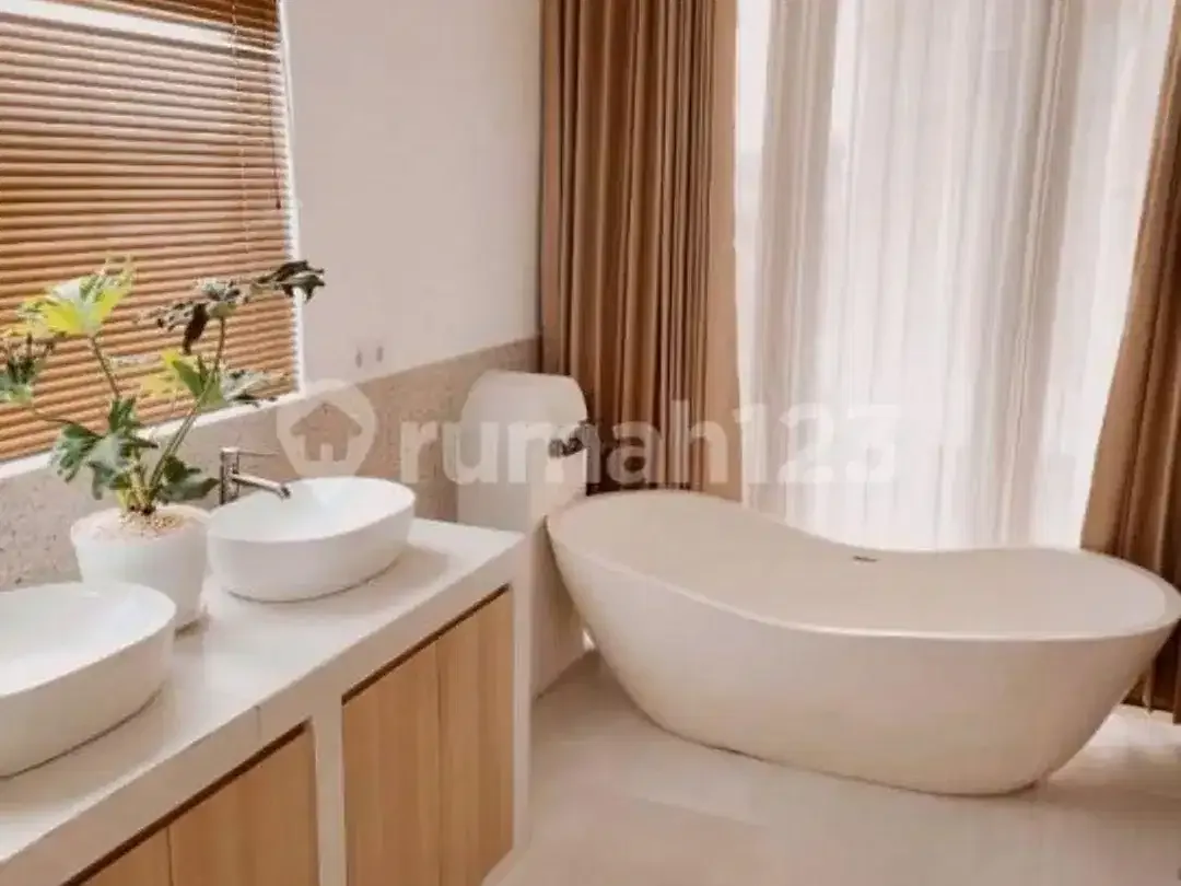 For Sale Brand New Villa River Tropical Style At Pantai Kedungu - Image 5 of 10