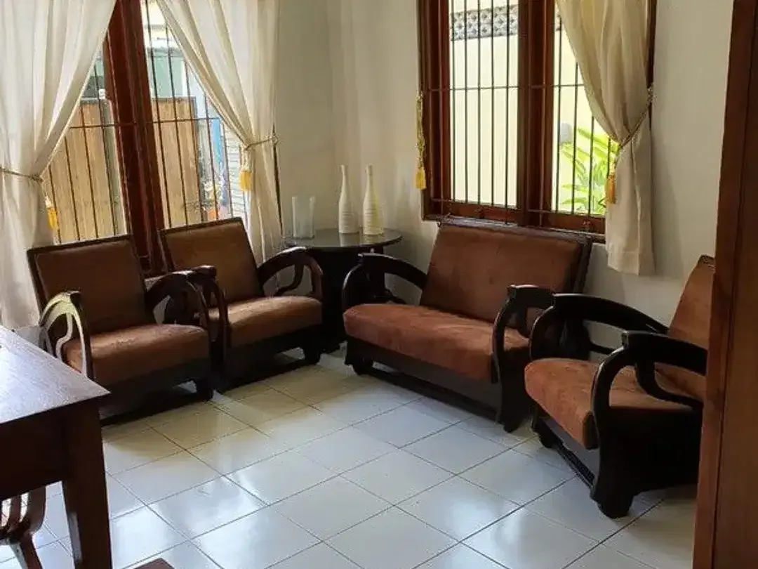 Freehold - Ideal Family Living Home in Nusadua, Jimbaran - BALI - Image 4 of 8