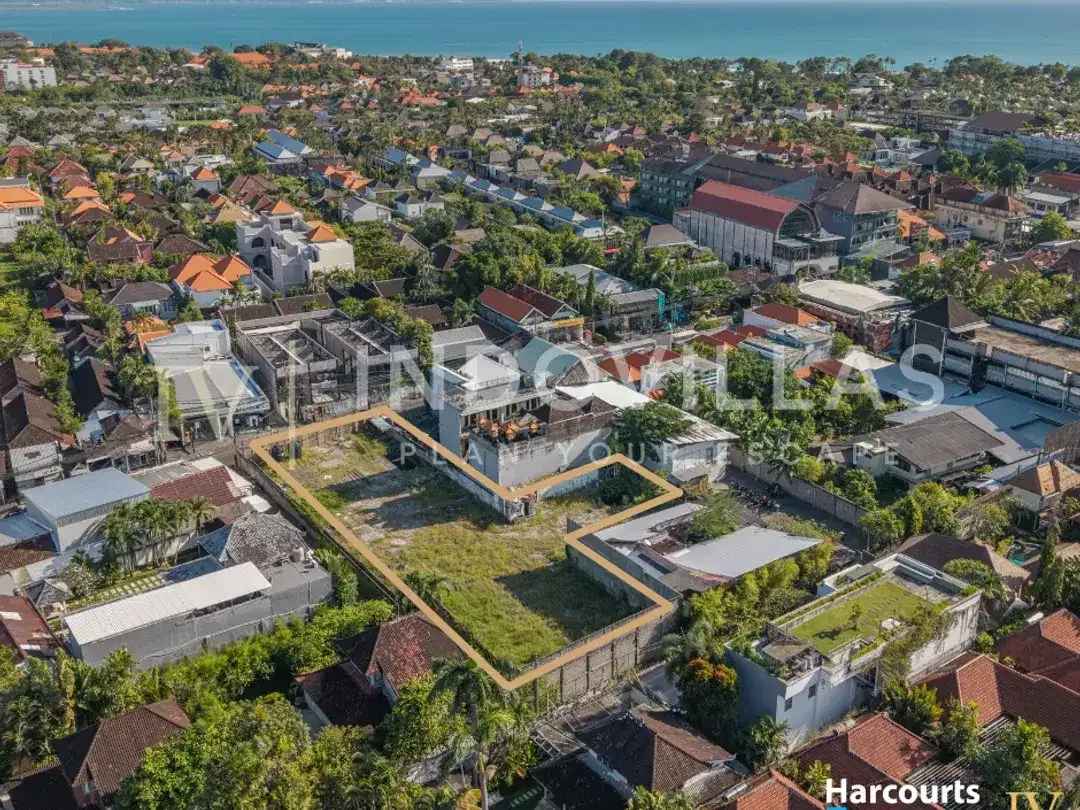 Tanah Komersial Premium di Pusat Seminyak – 1.700 m² - Image 1 of 4