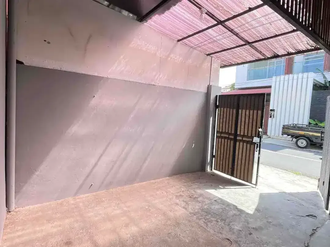 Disewakan Rumah 2 lantai siap huni, Renon - Image 3 of 10