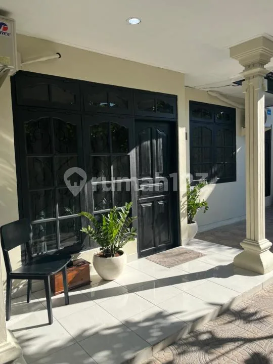 Disewakan Rumah Furnished - Area Kerobokan - Image 3 of 4