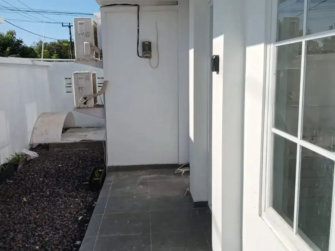 FULLY FURNISHED HOUSE WITH OCEAN VIEW KAMPIAL NUSA DUA - Image 10 of 10
