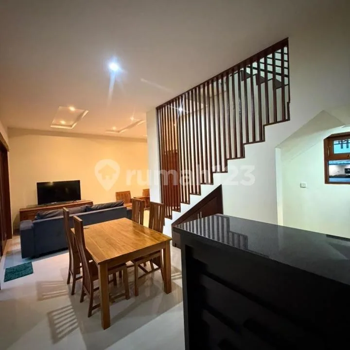 Villa Premium Siap Huni Full Furnished Kerobokan Gunung Salak - Image 3 of 4