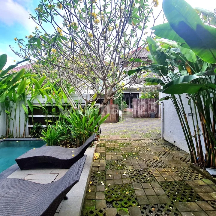 Villa pererenan Canggu 3 bedrooms 150mÂ² one gate - Image 3 of 4