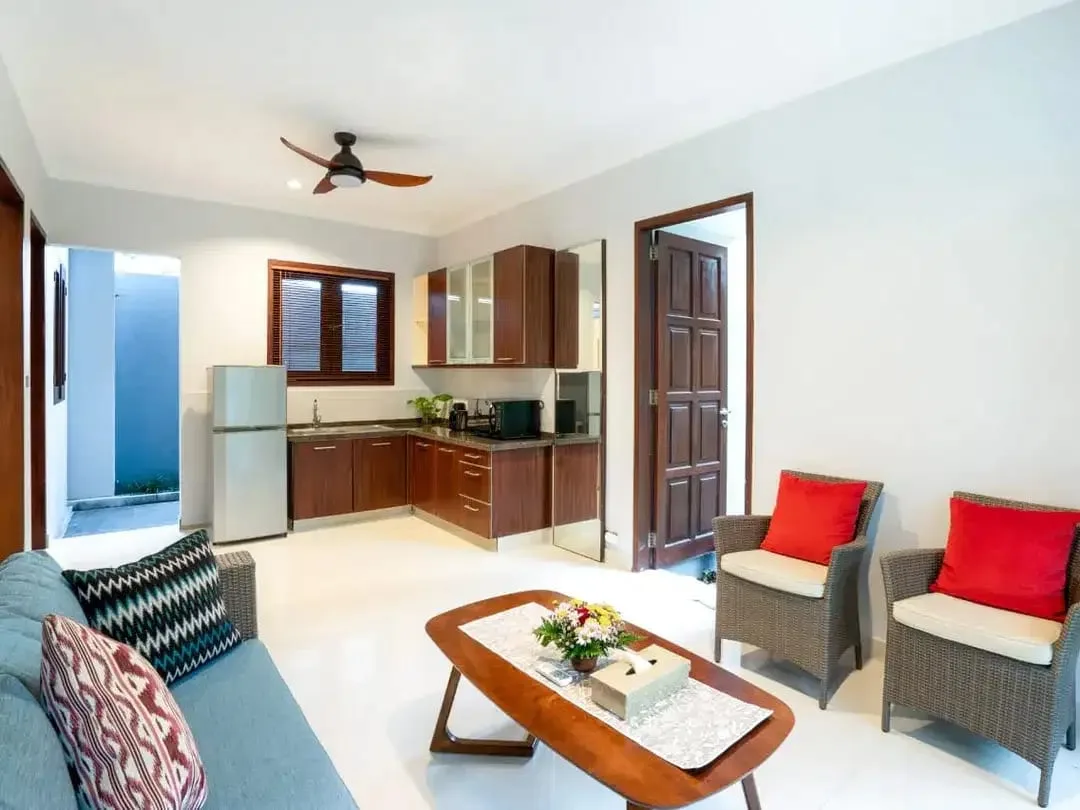 For Sale Modern Contemporary Balinese Villa in Heart of Echo Beach Canggu Bali - Image 7 of 10