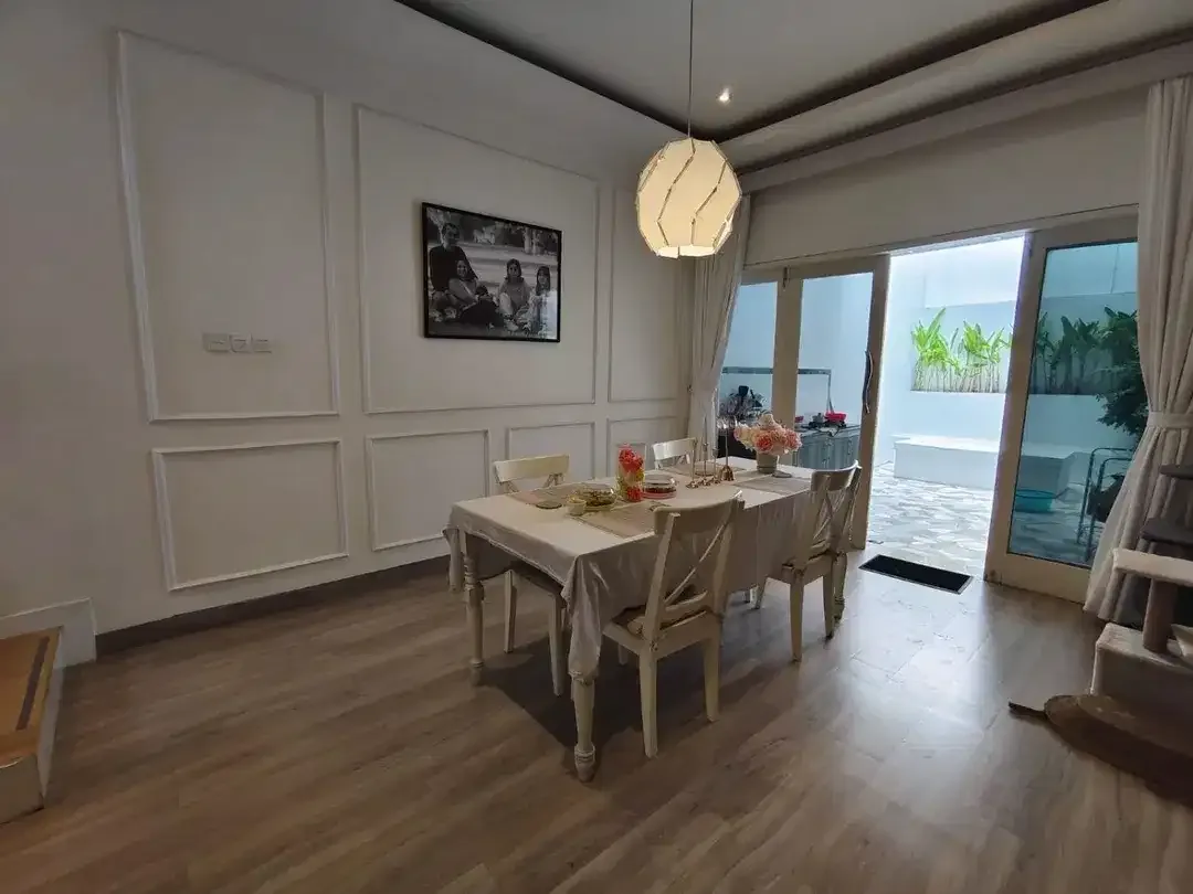rumah 3 lantai siap huni di puri gading jimbaran,fully furnish,dkt GWK - Image 4 of 10