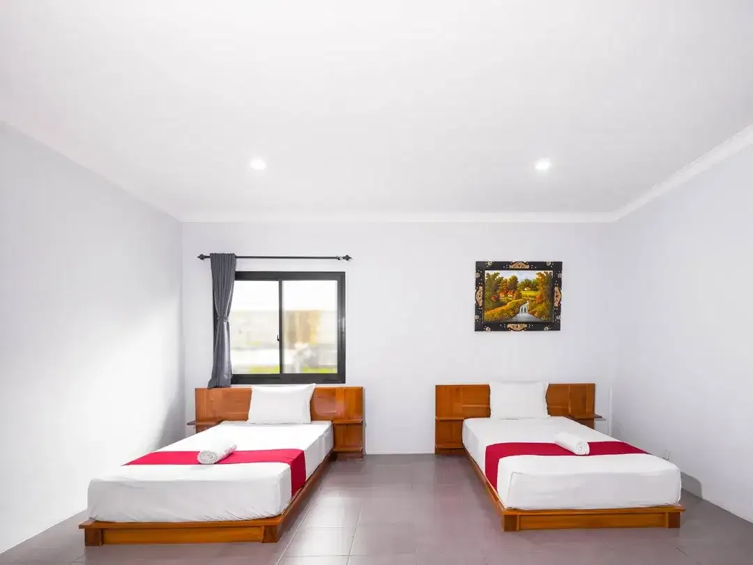For Sale : Freehold Boutique Villa Estate in East Bali - Image 2 of 10