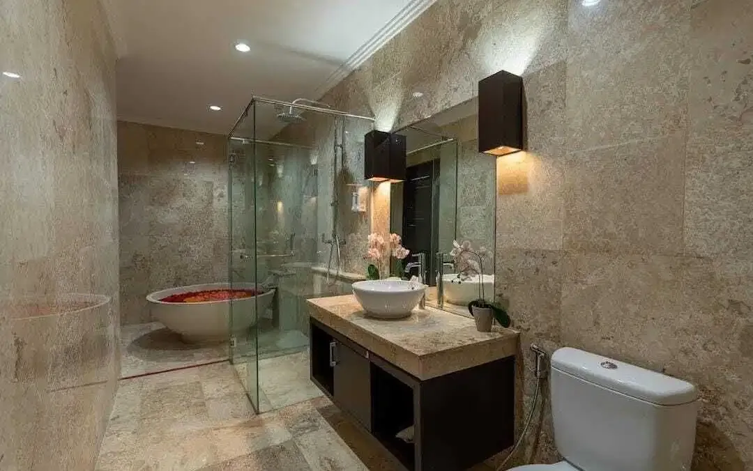 FOR SALE VILLA LUXURY OCEAN VIEW LOKASI BEST PREMIUM DEKAT AIRPORT - Image 4 of 10
