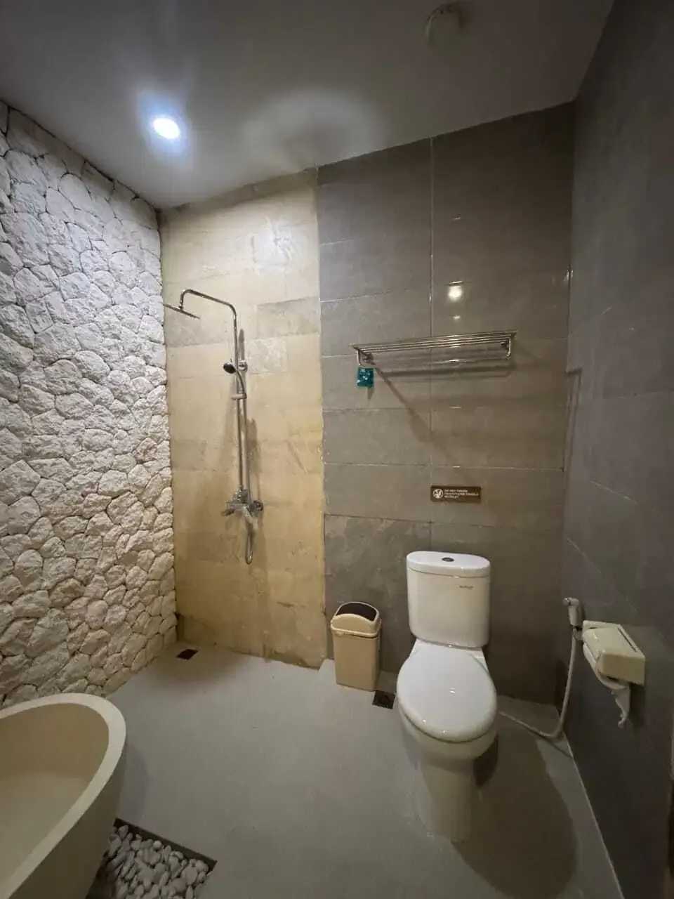 Villa Mewah Mediterania Full Furnished di Kerobokan Bali - Image 8 of 10