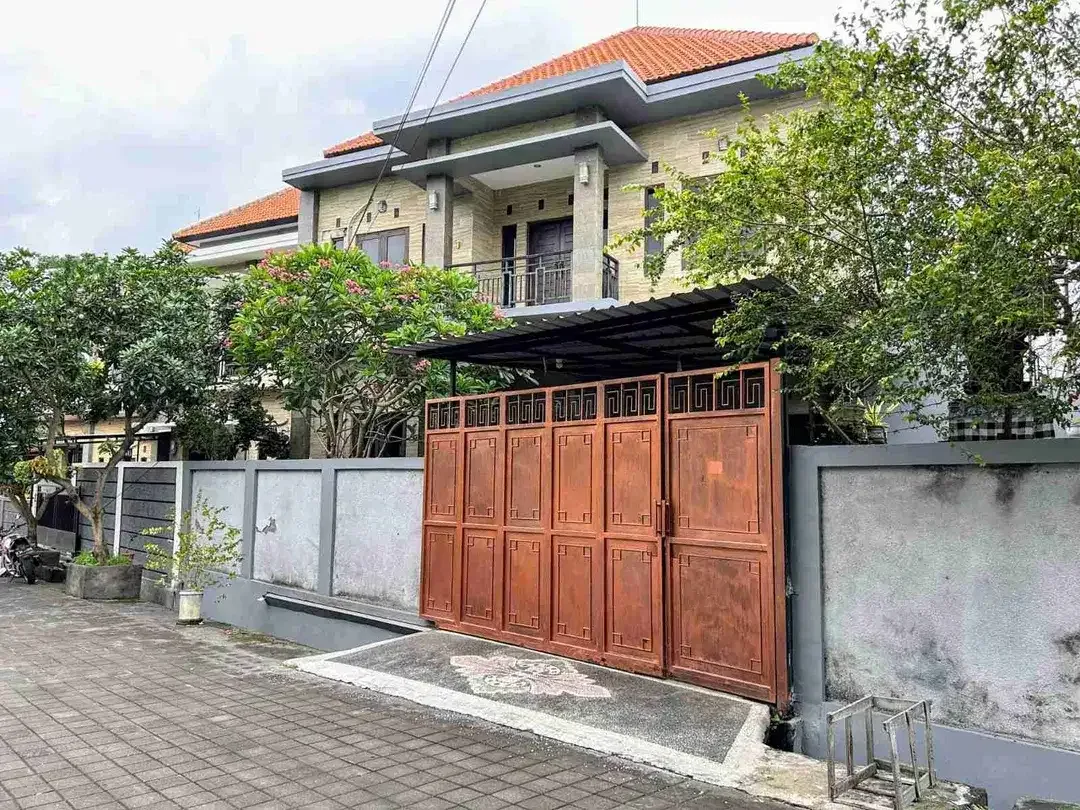 Dijual Rumah Luas 5 KT di Gatot Subroto Barat Denpasar – 3,7M - Image 1 of 10