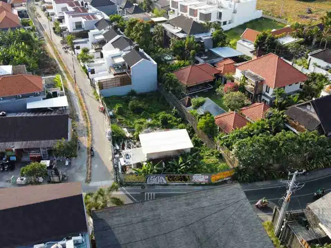 LAND FOR SALE FREEHOLD CANGGU BATUBOLONG BALI - Image 6 of 9